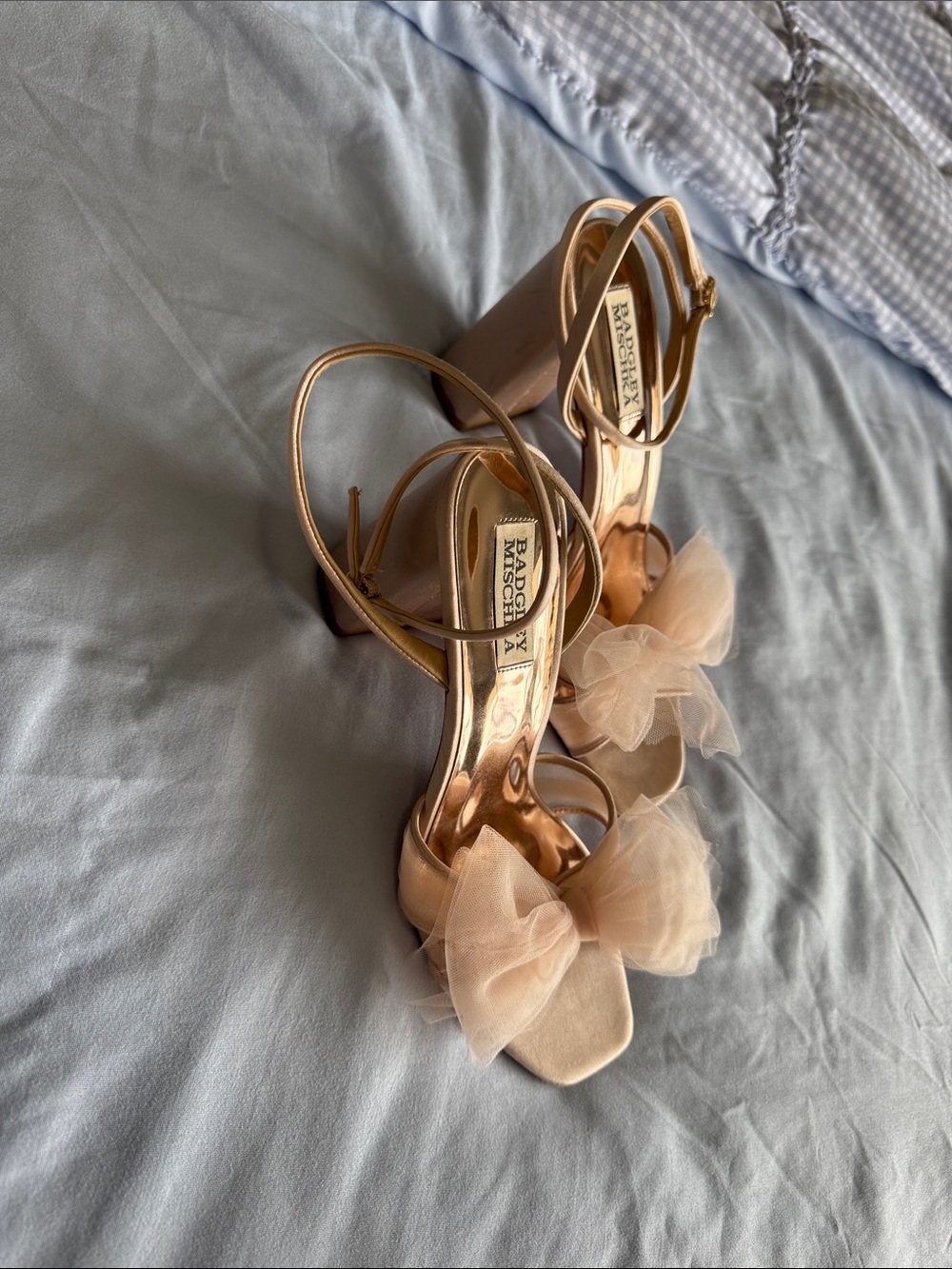 Badgley Mischka Blush Pink Tulle Bow Gold Metallic Slingback Sandals